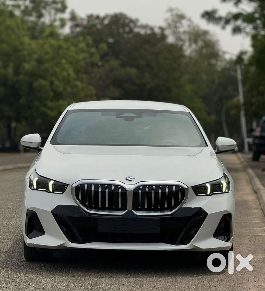 Bmw 5 Series, 2026, Petrol