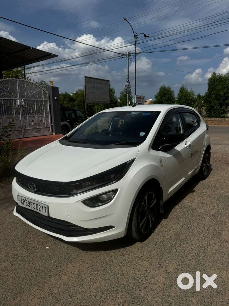 Tata Altroz Petrol 2020