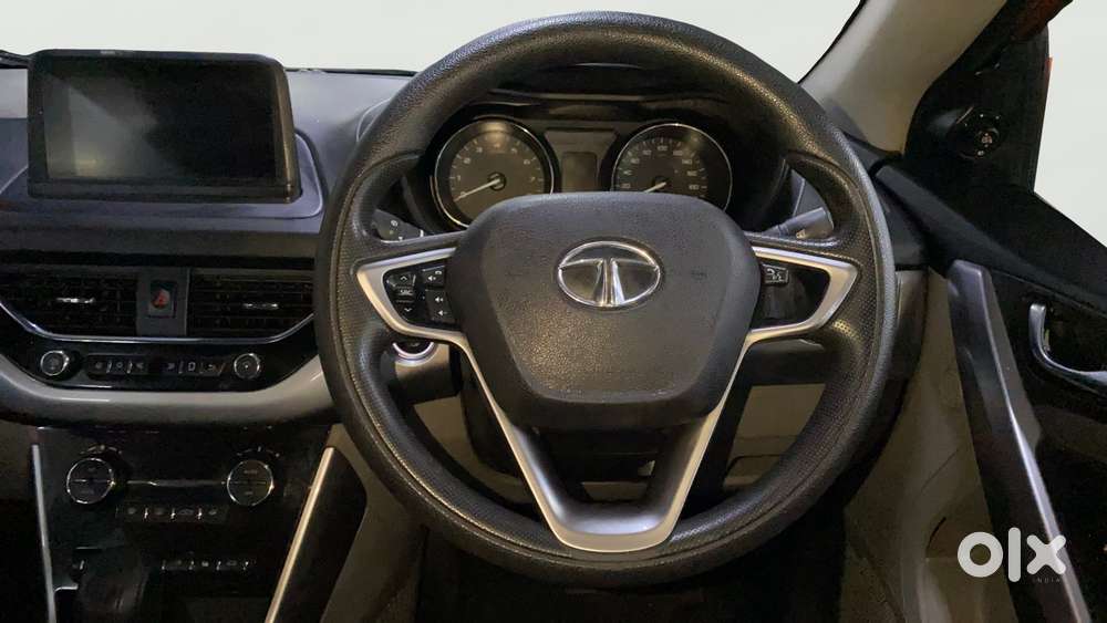 Tata Nexon 1.2 Revotron Xza Plus Dualtone, 2018, Petrol