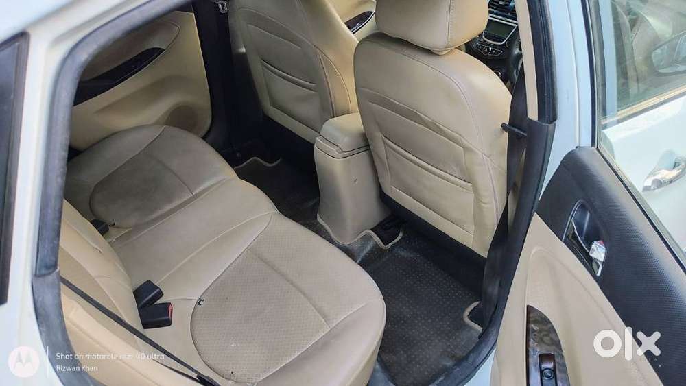 Hyundai Verna Fluidic 1.6 Vtvt Sx Opt, 2011, Petrol