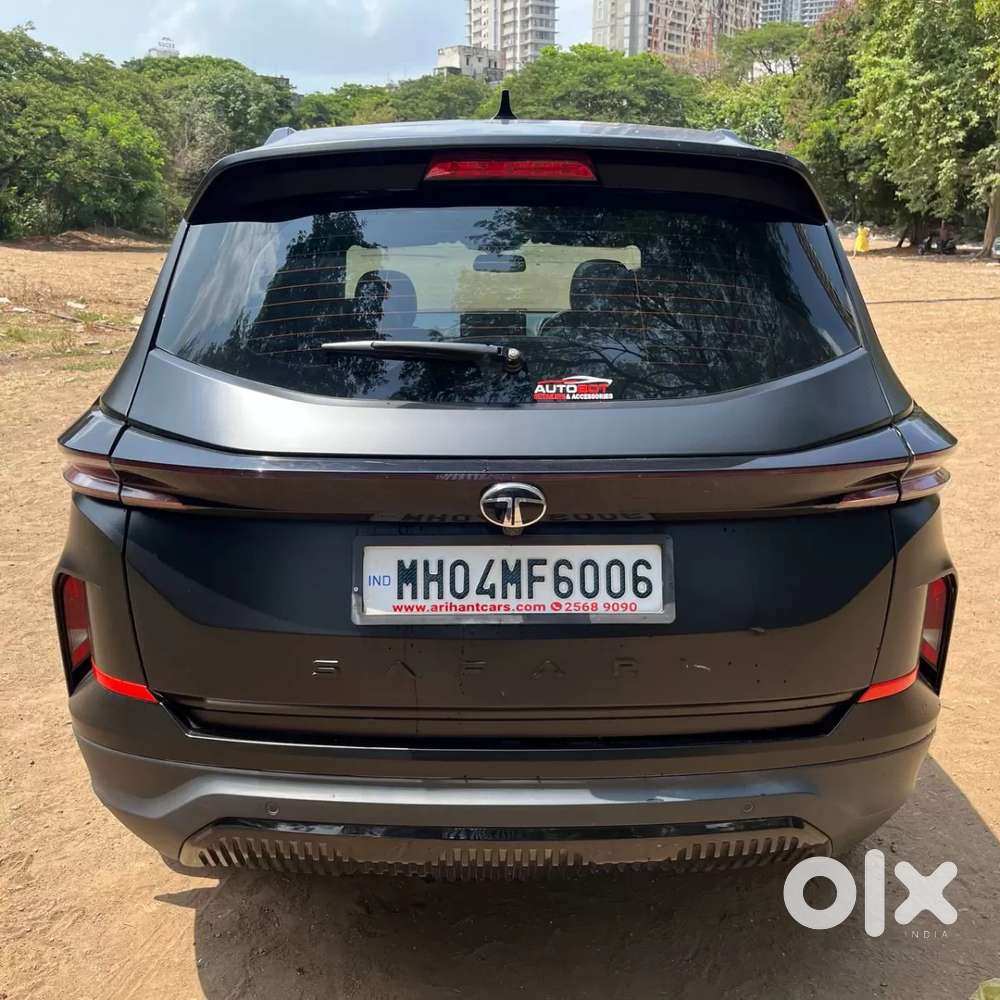 Tata Safari Pure Plus S Dark Edition, 2024, Diesel