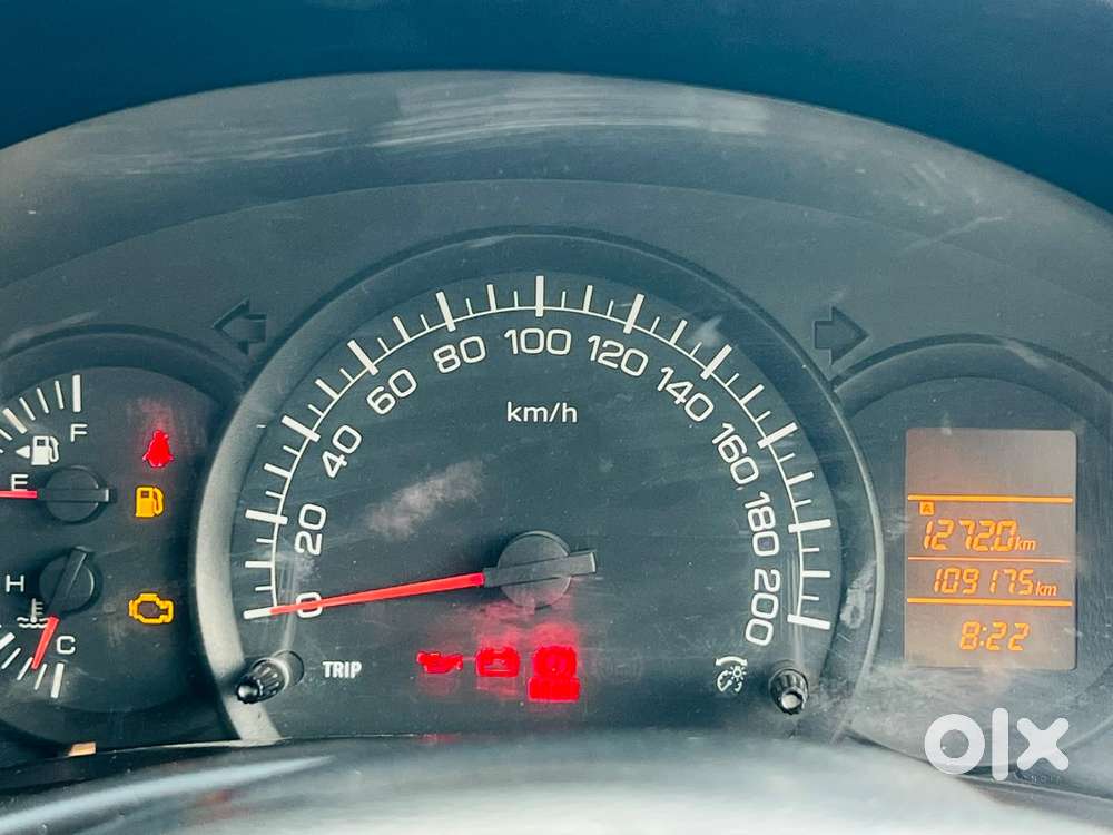 Maruti Suzuki Swift Lxi, 2015, Petrol