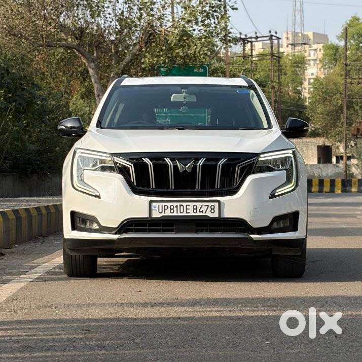 Mahindra Xuv700 2.0 Ax 5 Petrol At Str, 2023, Petrol