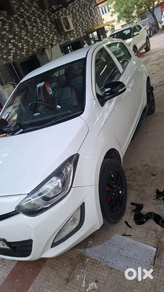 Hyundai I20 1.4 Magna At 2013 Diesel Manual
