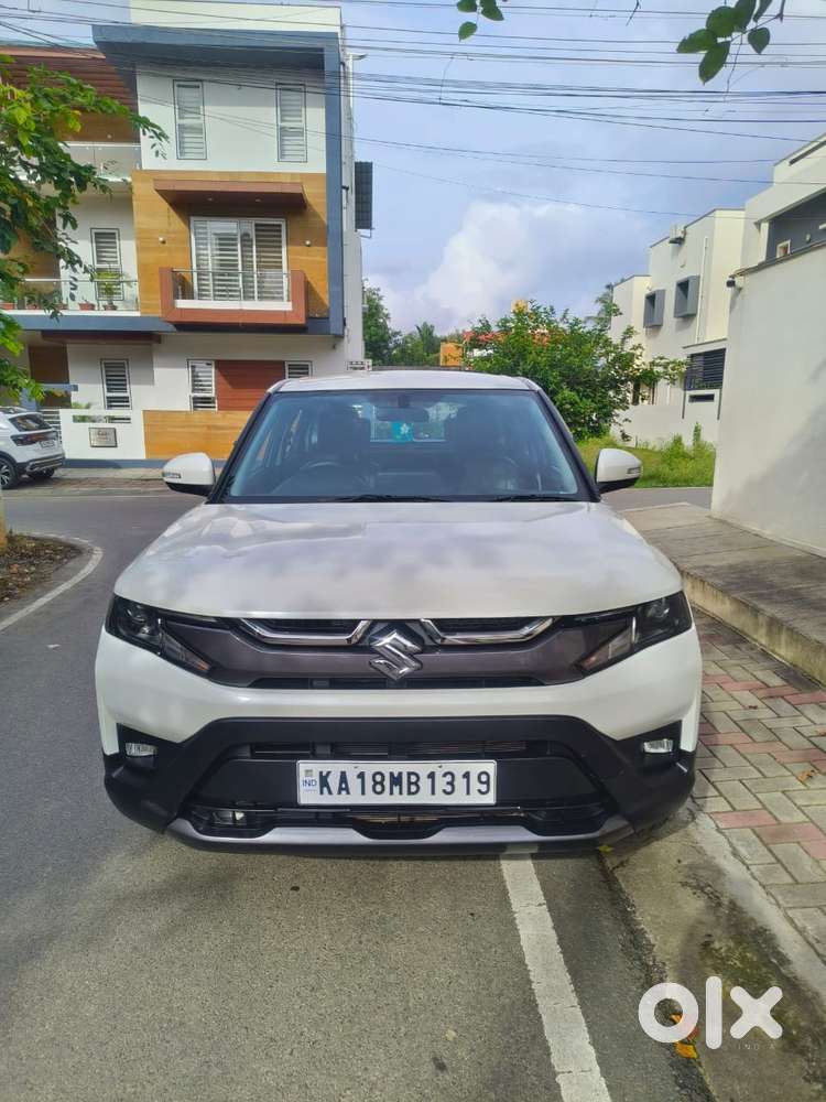 Maruti Suzuki Brezza 1.5 Vxi At Smart Hybrid, 2024, Petrol