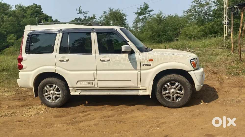 Mahindra Scorpio Vlx 2013