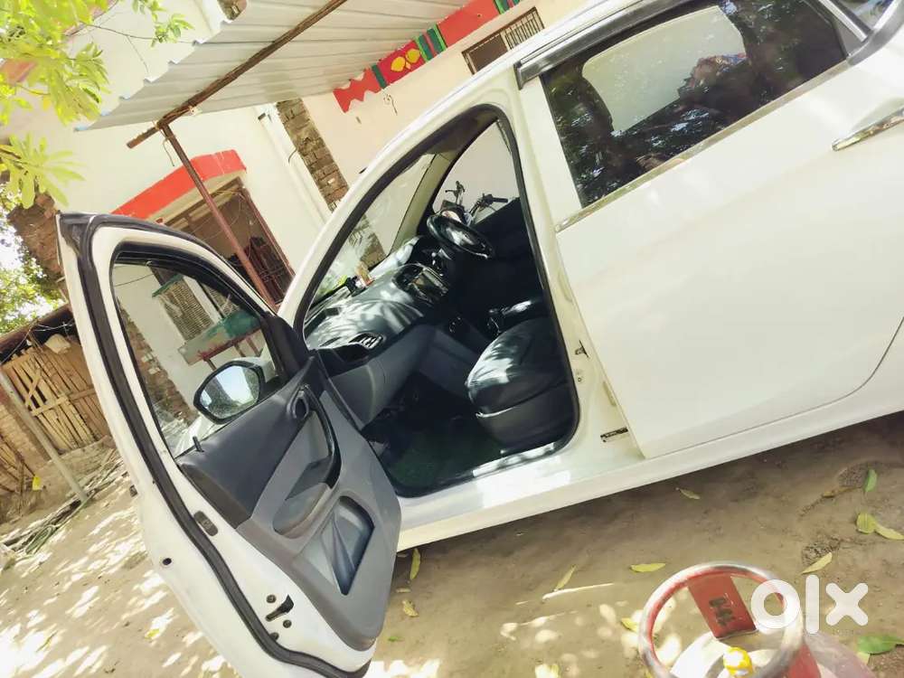 Tata Tigor Revotron Xt 2018