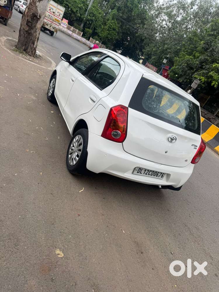 Toyota Etios Liva G, 2012, Petrol