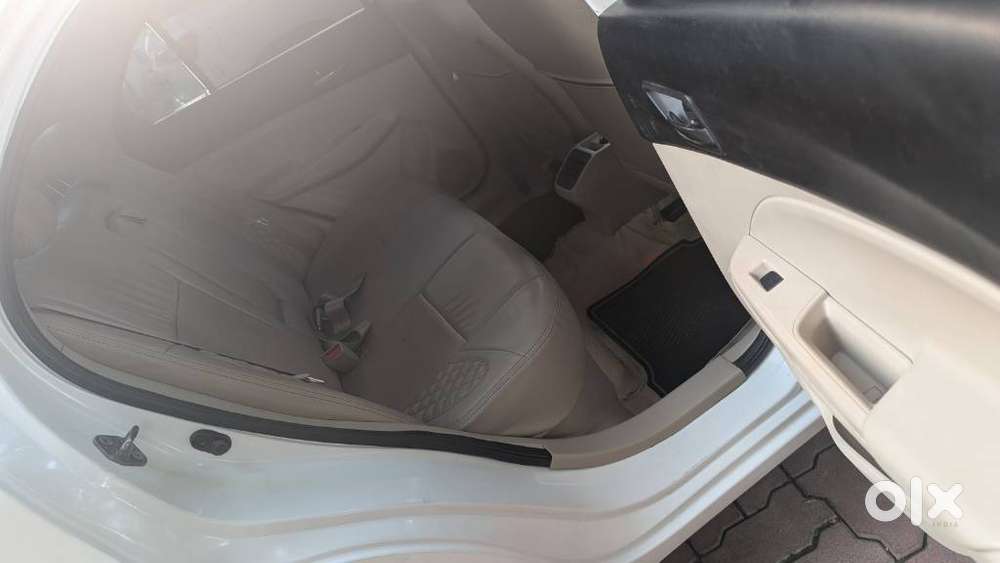 Maruti Suzuki Dzire 1.2 Vxi, 2021, Petrol