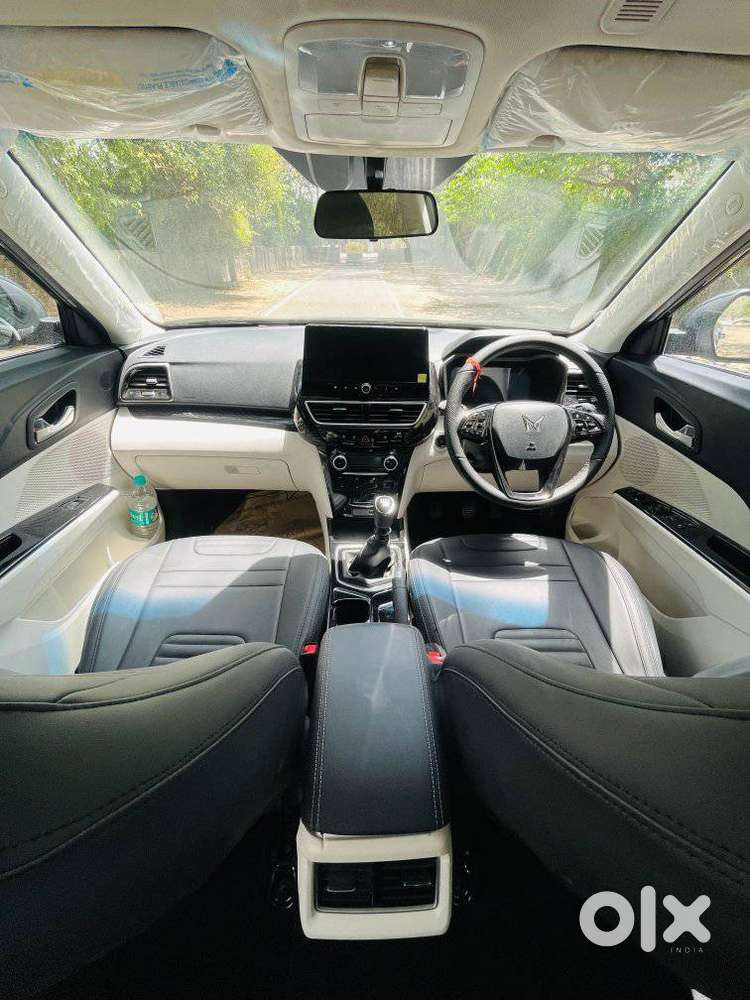 Mahindra Xuv 3xo Ax5 Ds Mt, 2026, Diesel