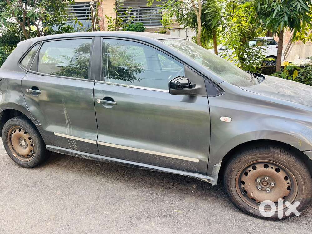 Volkswagen Polo Petrol 2015