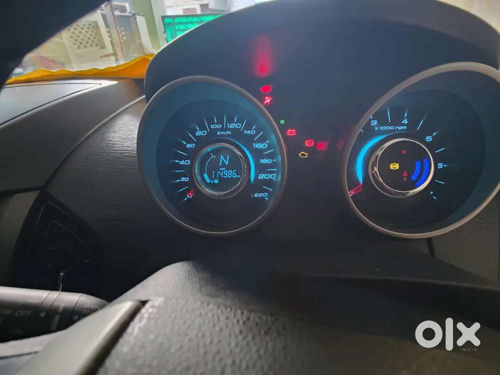 Mahindra Xuv500 Diesel 2016 With 114500 Km