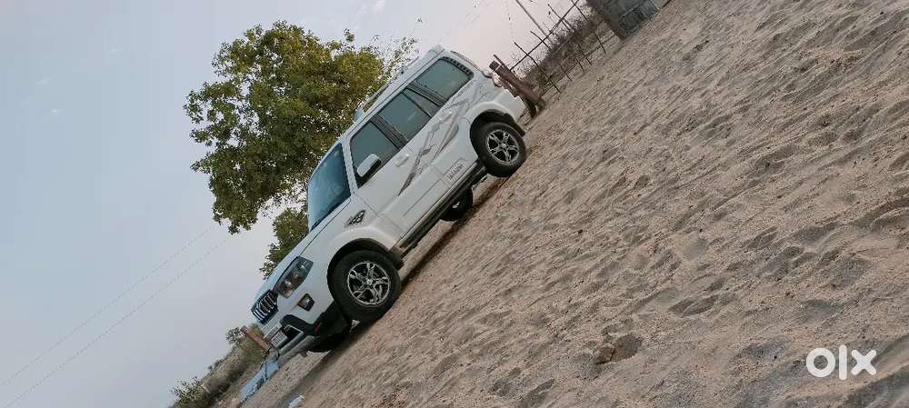 Mahindra Scorpio S10 Adventure