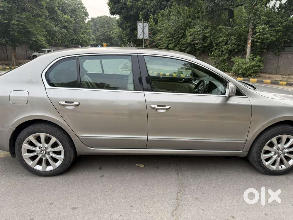 Skoda Superb Elegance 1.8 Tsi At, 2013, Petrol