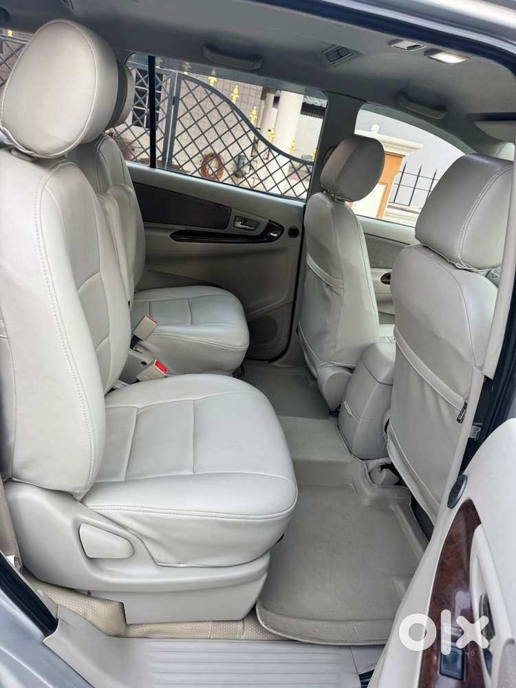 Toyota Innova 2.5 V 7 Str, 2013, Diesel