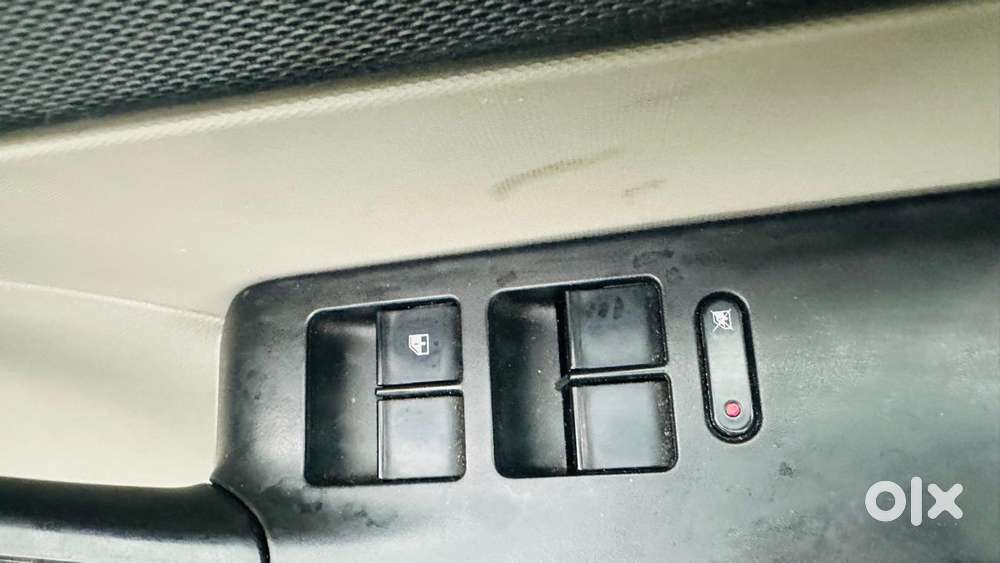 Tata Tiago Xz Opt, 2018, Petrol
