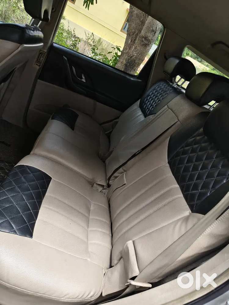 Mahindra Xuv500 2015