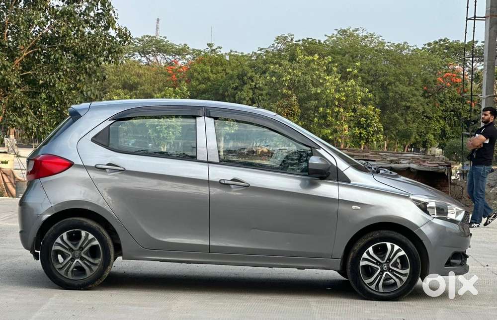 Tata Tiago 1.2 Revotron Xz (o), 2020, Petrol
