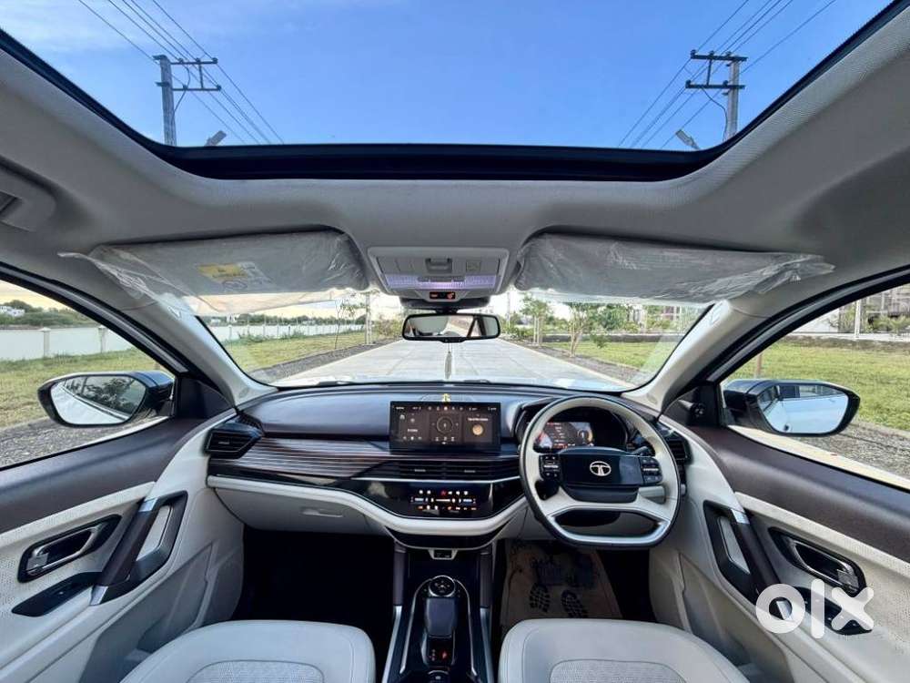 Tata Safari Accomplished Dual Tone At, 2025, Diesel