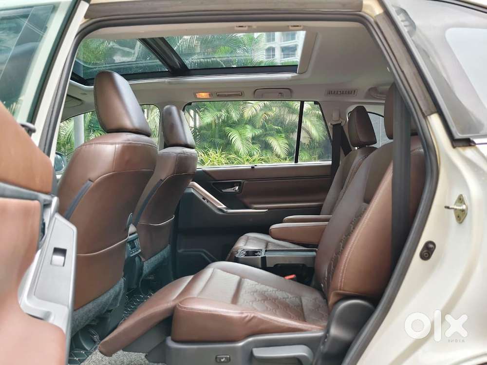 Toyota Innova Hycross 2.0 Zx Hybrid 7 Str, 2023, Petrol