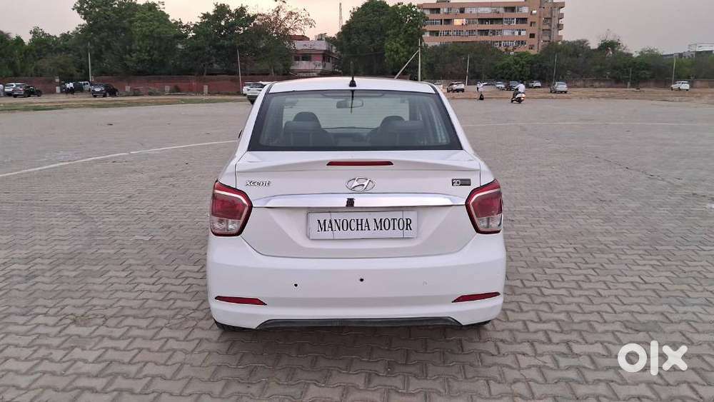 Hyundai Xcent, 2017, Petrol