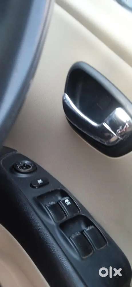 Hyundai I10 2011 Petrol 125000 Km Driven