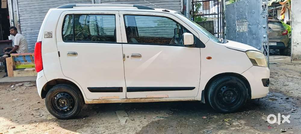 Maruti Suzuki Wagon R 1.0 2010-2019 Vxi Abs, 2017, Lpg