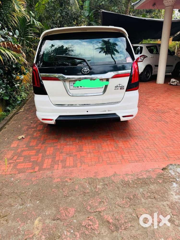 Toyota Innova 2014 Diesel Manual-original Kerala Vehicle