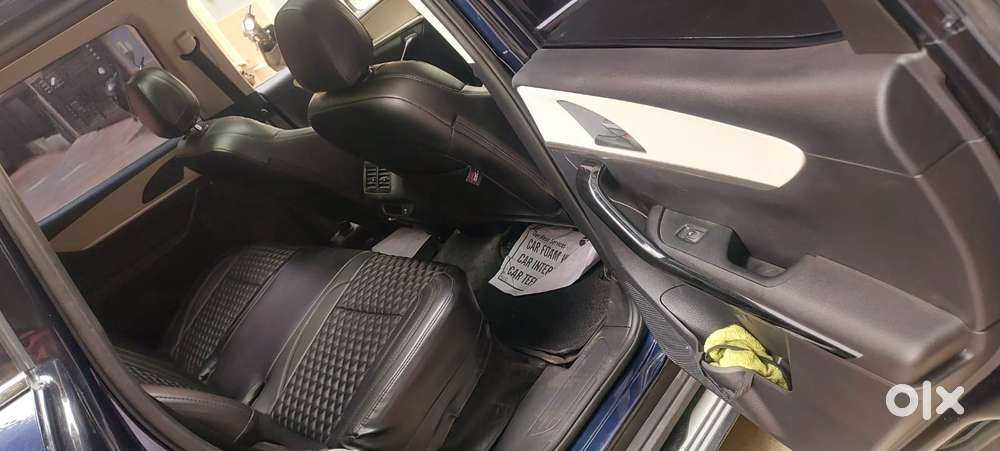 Mahindra Xuv700 2.2 Ax 5 Diesel Mt 7 Str, 2024, Diesel