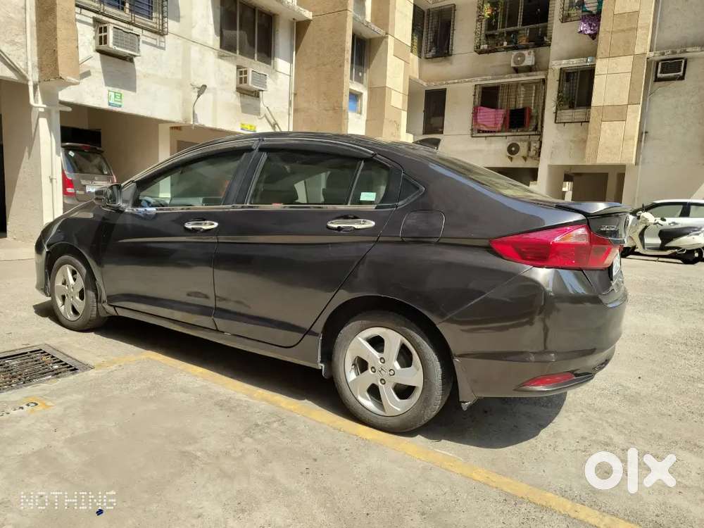 Honda City 4th Gen Vx Cvt I-vtec-automatic Top Model