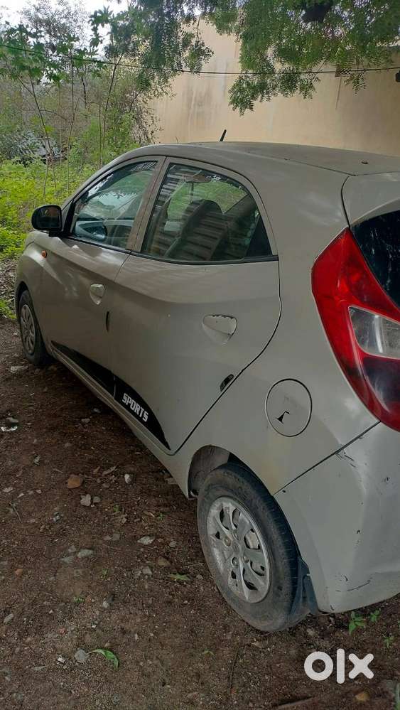 Hyundai Eon Sportz 2012