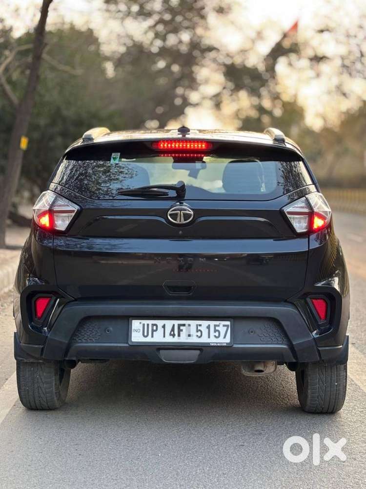 Tata Nexon 1.5 Revotorq Xz Plus Dual Tone, 2023, Petrol