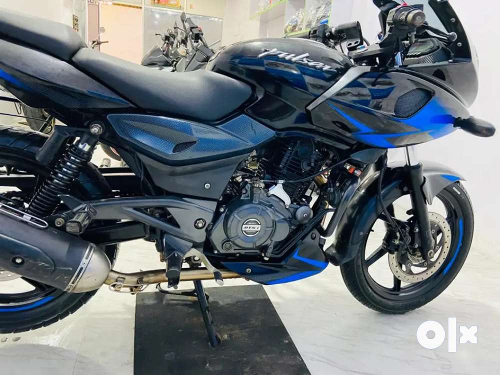 pulsar bike 220 new model 2019 price