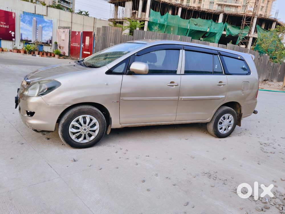Toyota Innova 2004-2011 2.5 G4 Diesel 8-seater, 2009, Diesel
