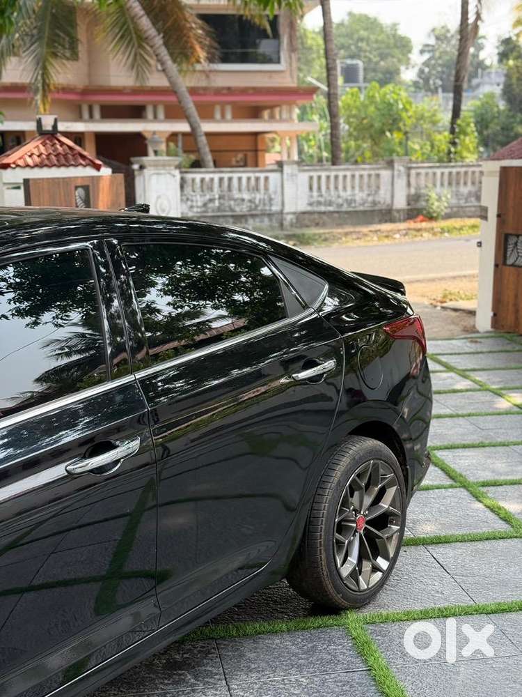 Hyundai Verna 1.0 Turbo Petrol Automatic (dct) – Top Condition