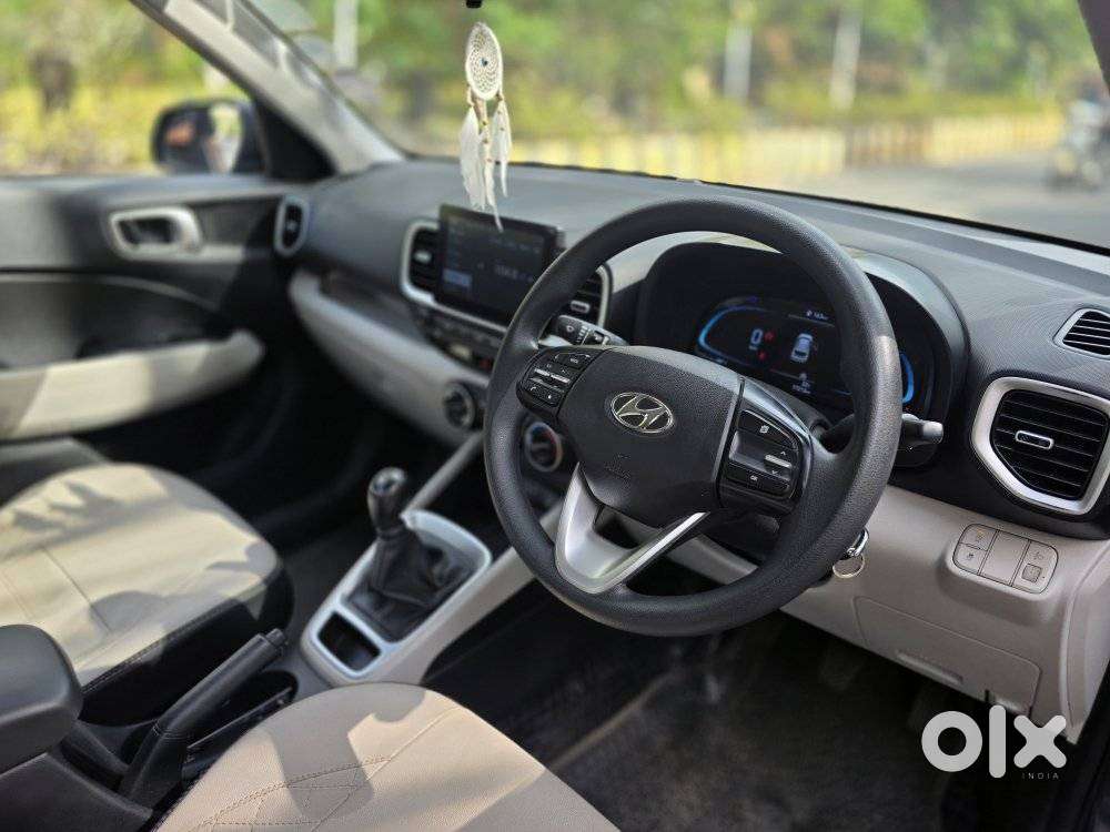 Hyundai Venue S 1.2 Petrol, 2023, Petrol