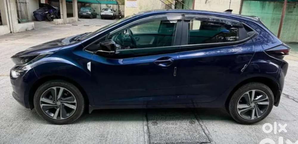 Tata Altroz Petrol 2023