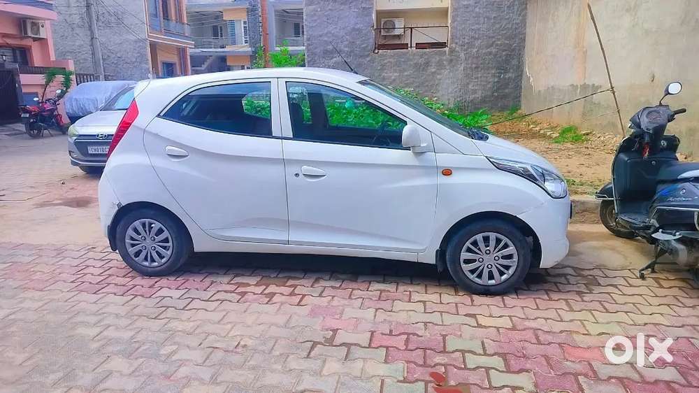 Hyundai Eon 2016 Petrol Well Maintained
