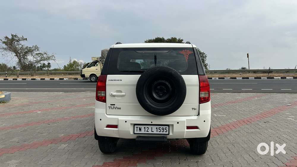 Mahindra Tuv 300