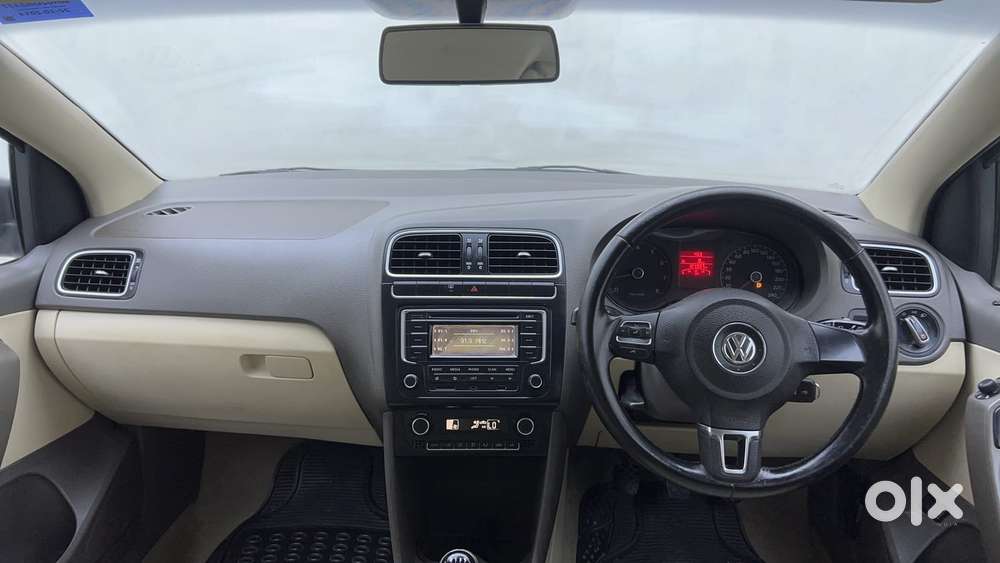 Volkswagen Vento 2010-2013 Petrol Highline, 2014, Petrol