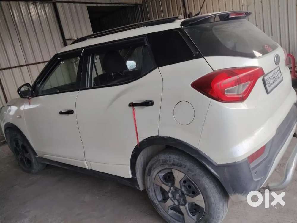 Mahindra Xuv300 1.2 W6 2019