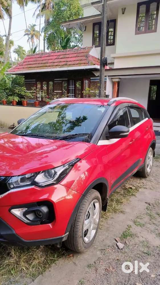 Tata Nexon 2021 Petrol 30000 Km Driven. Panayam പണയം