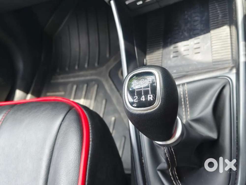 Hyundai I20 Asta (o) 1.2 Mt, 2022, Petrol