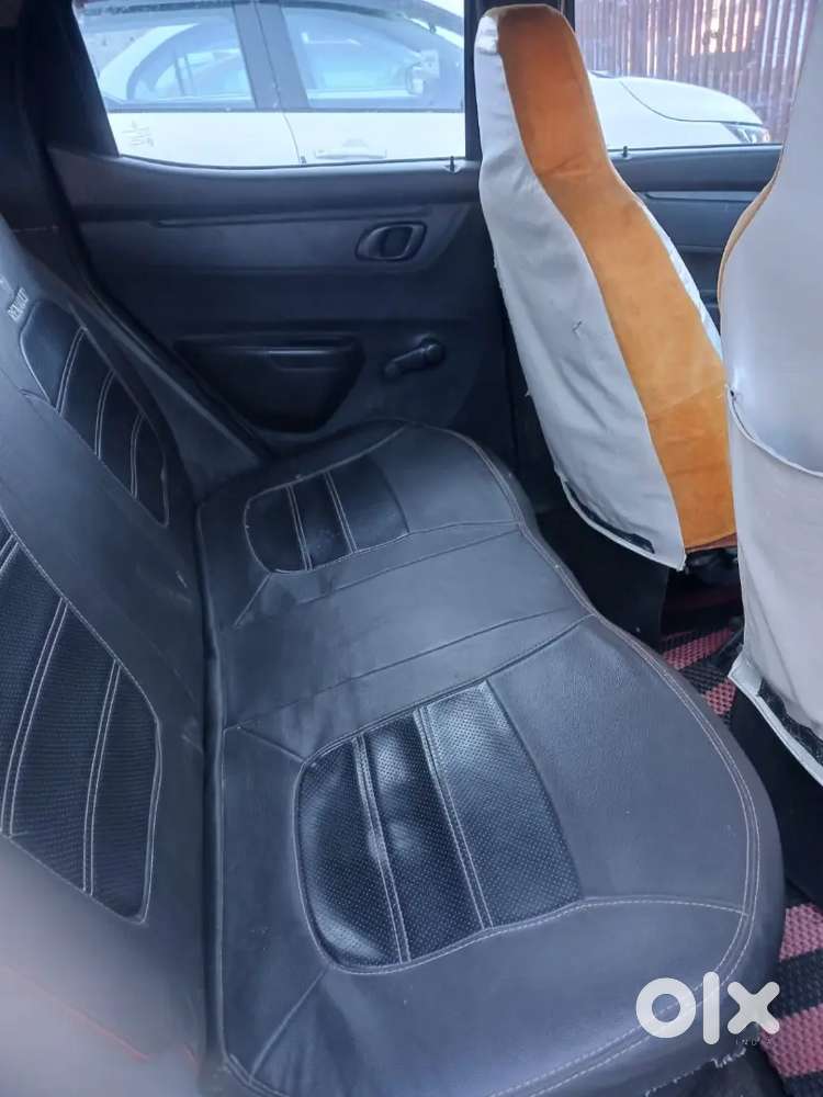 Renault  Kwid 2018 Model .paper Full Update .kilometre Driven 98000.