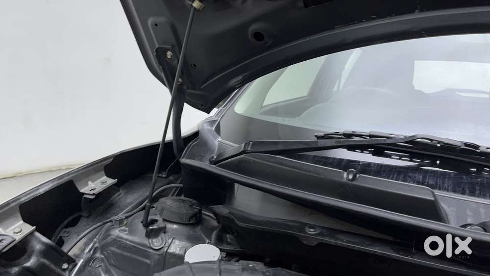 Maruti Suzuki Swift Amt Zxi, 2019, Petrol