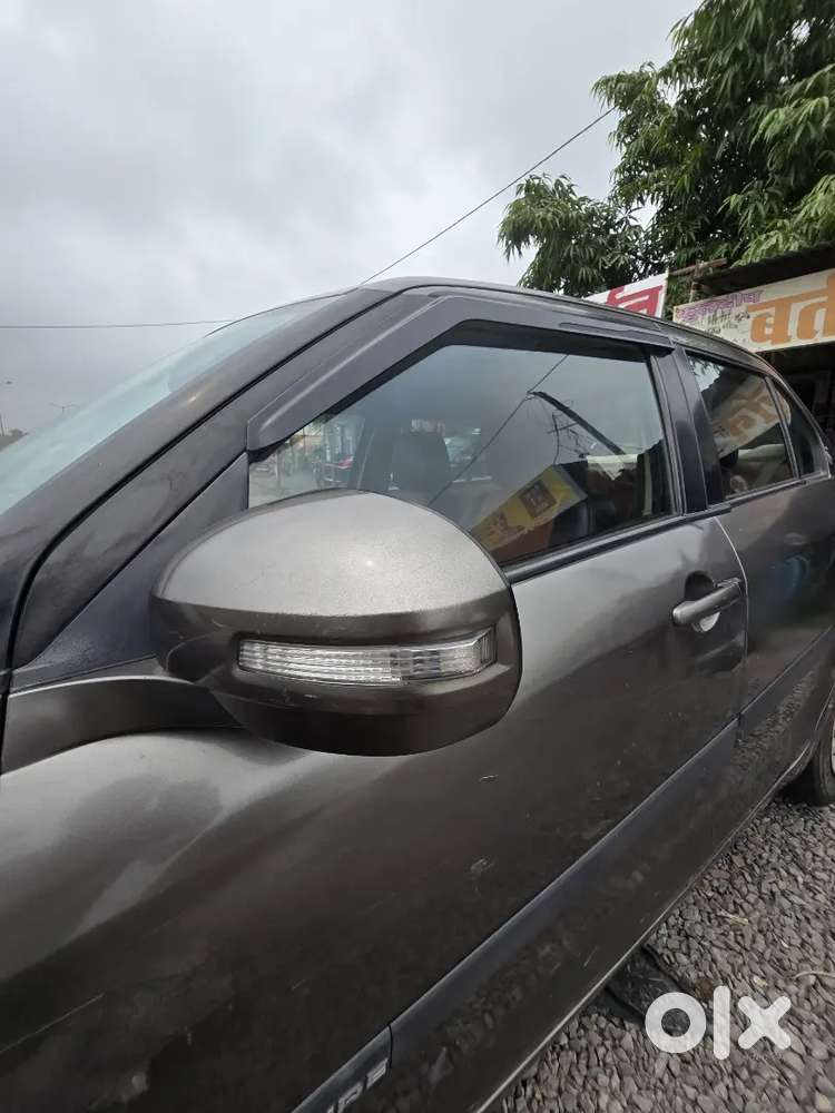 2nd Owner Maruti Suzuki Dzire 2016 Petrol