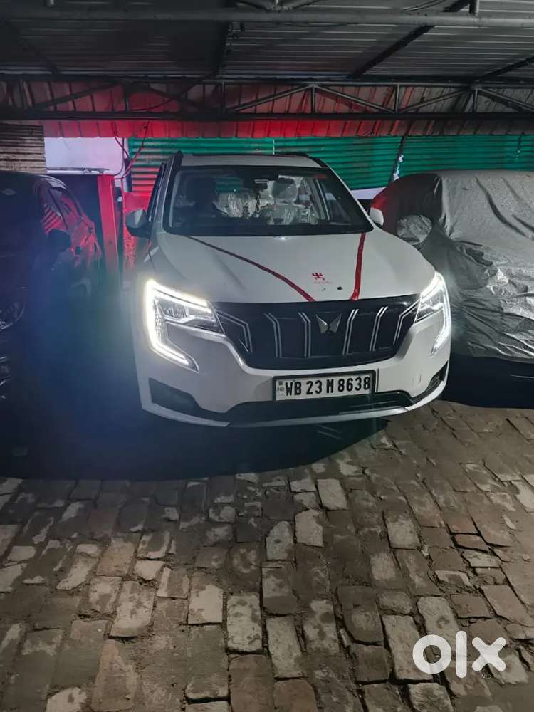 Mahindra Xuv700 Ax7 2025