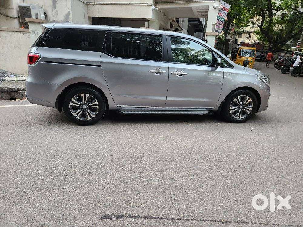Kia Carnival Premium, 2020, Diesel