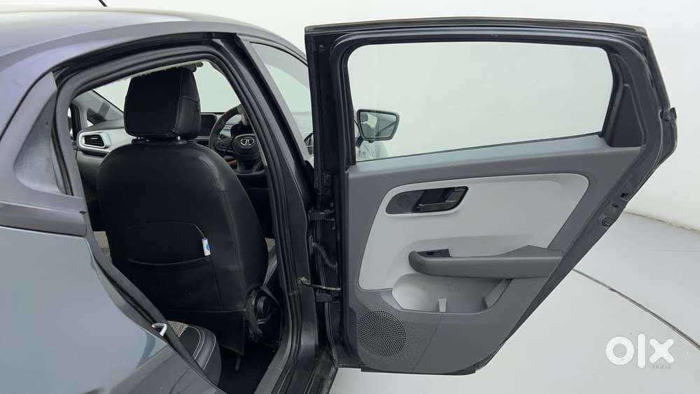 Tata Altroz 1.2 Xt, 2020, Petrol