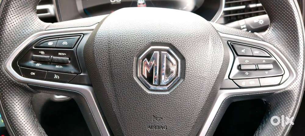 Mg Hector Plus Sharp Pro Blackstorm 1.5 Turbo Petrol Cvt 7 Str, 2024..